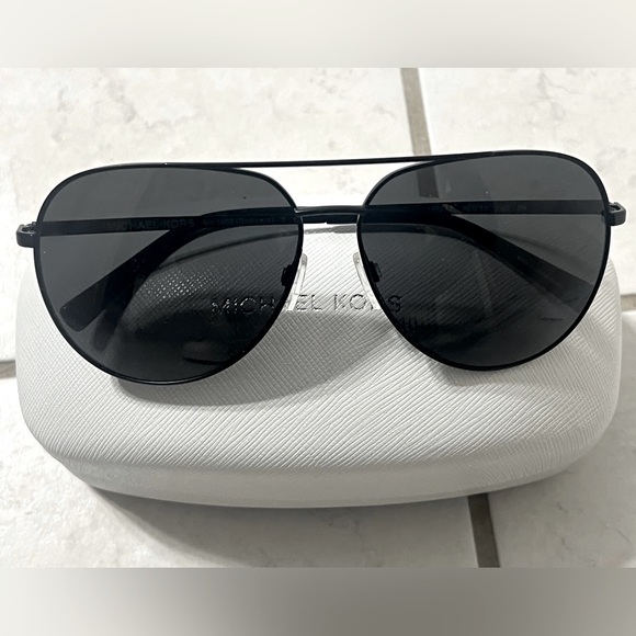 BRAND NEW Michael Kors aviators - Picture 1 of 2